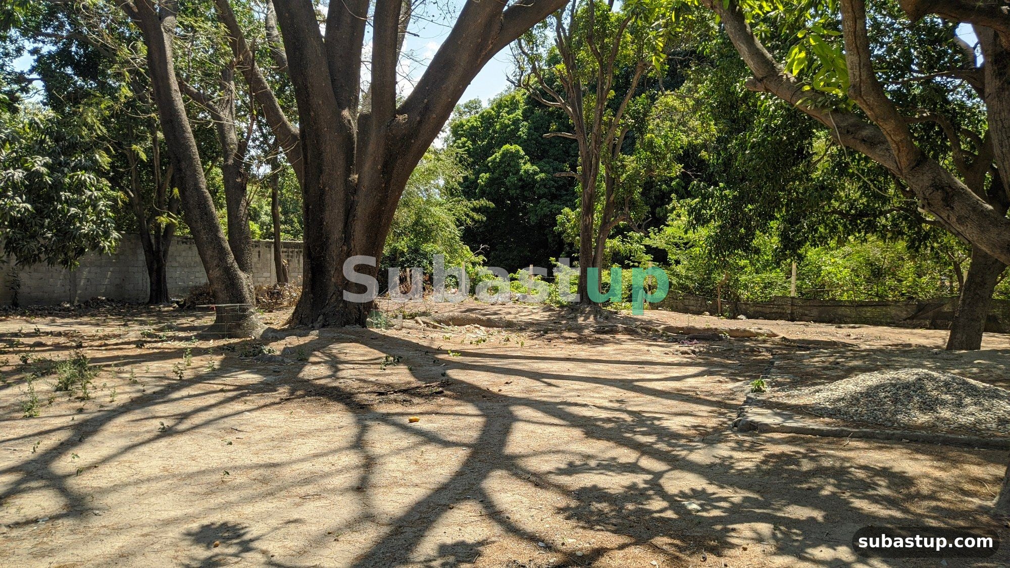 Local 102 m² en Cartagena