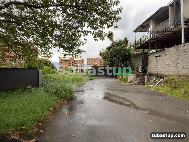 Lote 1.710 m² en Medellín