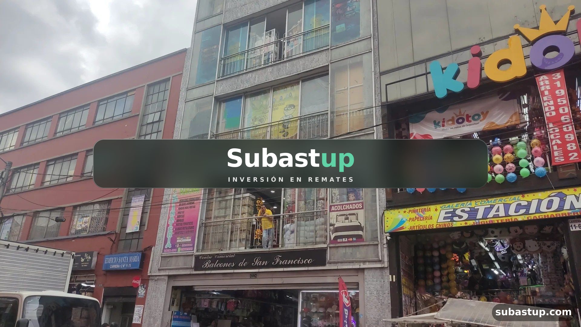 Edificio 1.089 m² en Bogotá