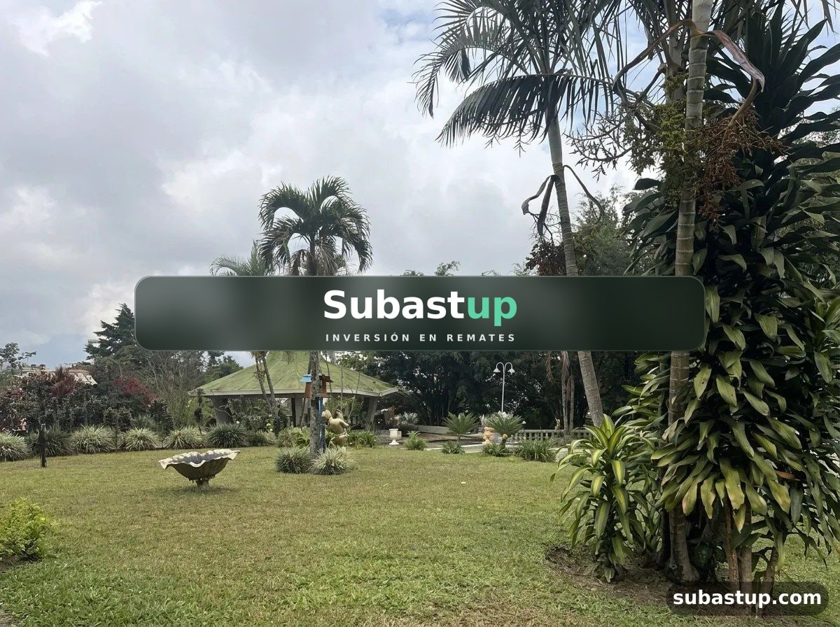 Lote 1.866 m² en Medellín
